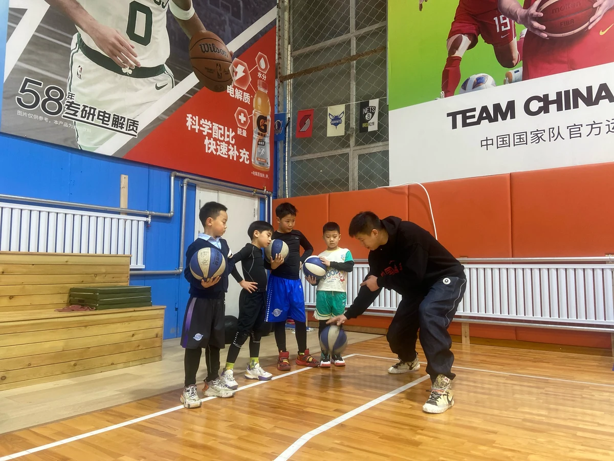 篮球周训练计划包括哪些内容呢图片_2